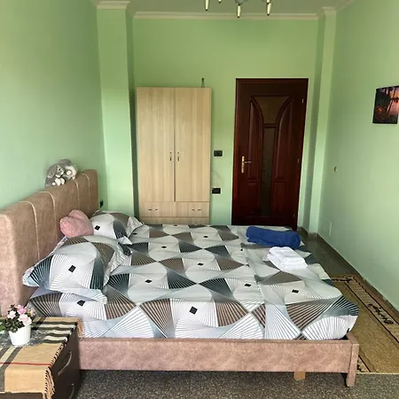 Cozy Gæstehus Tirana